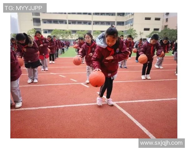 少儿泥浆足球:在泥泞中奔跑的快乐与成长之旅 少儿泥浆足球:在泥泞中奔跑的快乐与成长之旅
