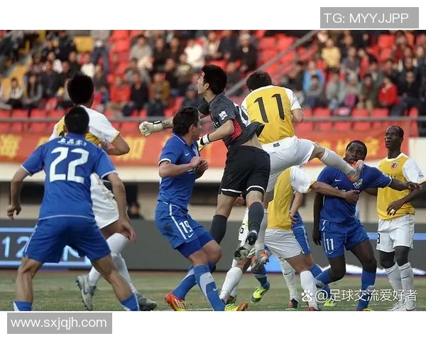 足球狮子顶球的精彩瞬间与技巧分析让我们一起领略足球的魅力与激情